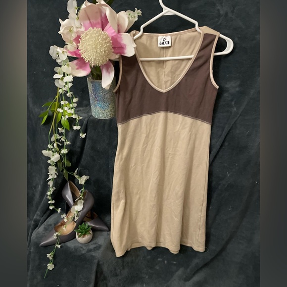 ⭐️👗VINTAGE JALATE DRESS👗⭐️ - Picture 3 of 7